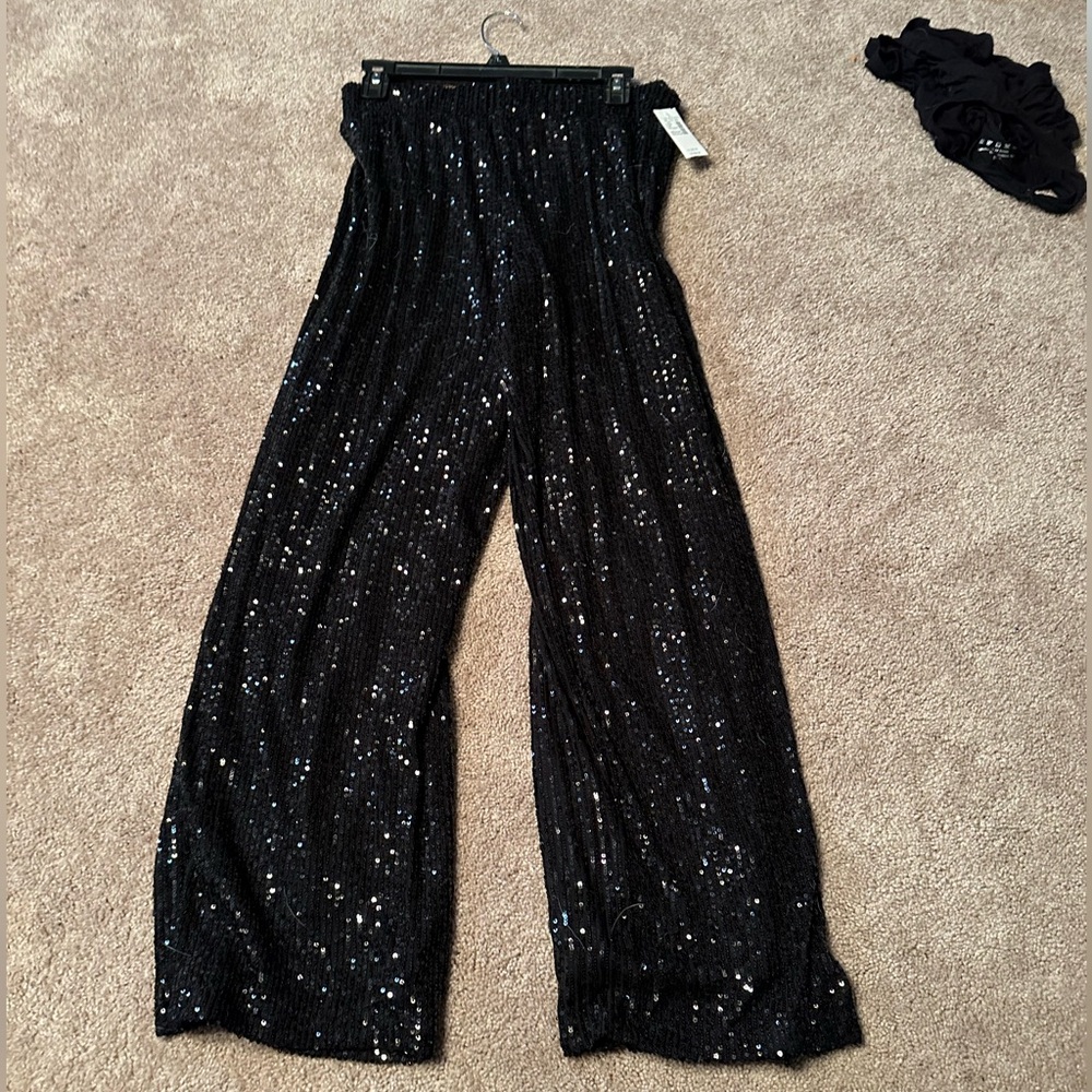 Maurice’s sequined pants NWT size Medium